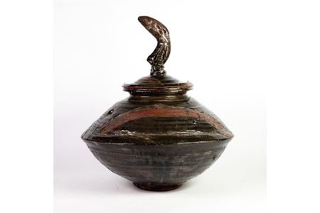 sample from European Ceramics & Glass; Oriental Ceramics & Works of Art, followed by Modern Art 