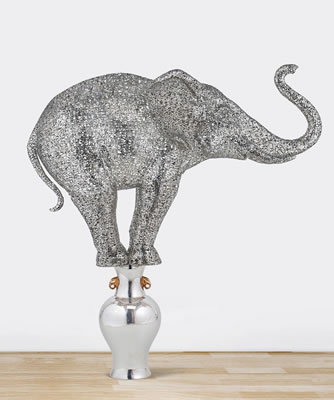 Zheng Lu : Elephant in a Peaceful Land