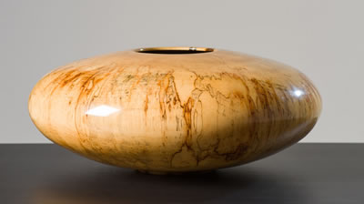 Matt Moulthrop : Silver Maple Vessel