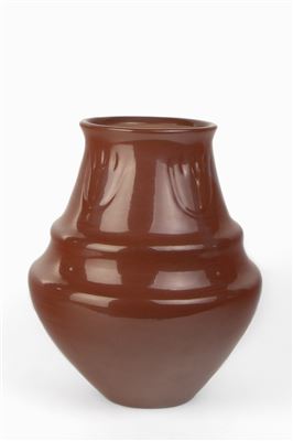 LuAnn Tafoya : Large Redware Jar with Bear Claw Designs