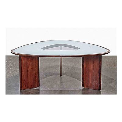 Joaquim Tenreiro : A Rare 'Mesa Triangular' Table