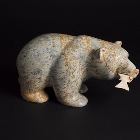 Jonasie Quarqortoq Faber : BEAR WITH FISH