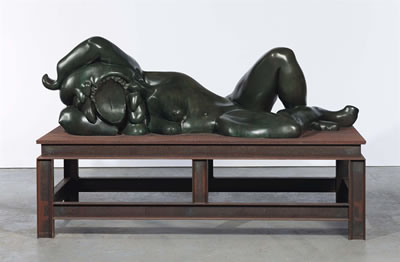 Thomas Schutte : Bronzefrau Nr. I