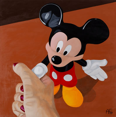 Anna Franczuk : Hello Micky!