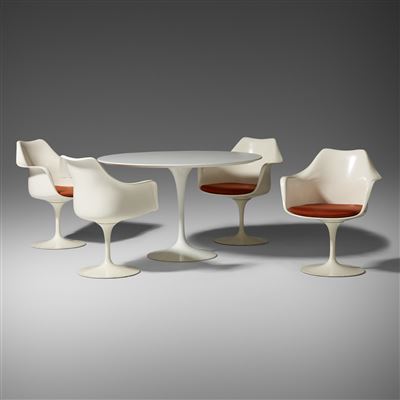 Eero Saarinen : Dining set