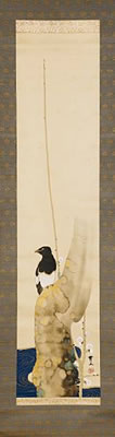 Kimura Buzan : Kakejiku (depicting a magpie perched on the trunk of a plum tree, rendered in tarashikomi, a stream with ripples highlighted in gold strokes at the foot of the tree)