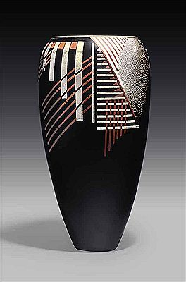 Jean Dunand : A VASE, 1925