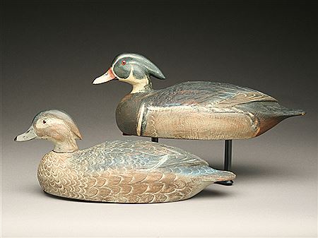 Benjamin Schmidt : Exceptional pair of wood duck decoys